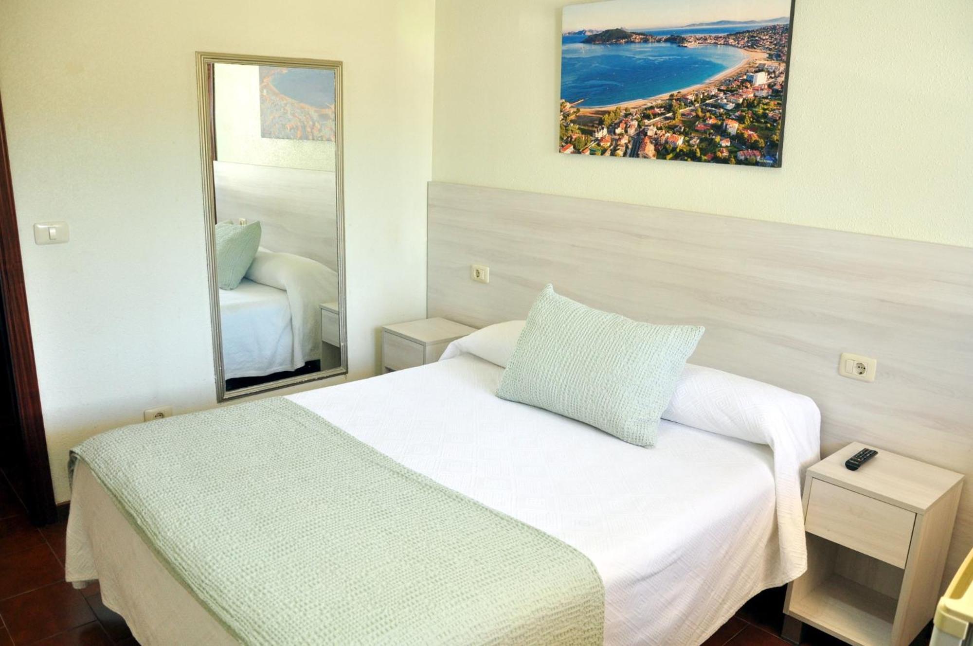 Hostal Paz Гондомар Екстериор снимка