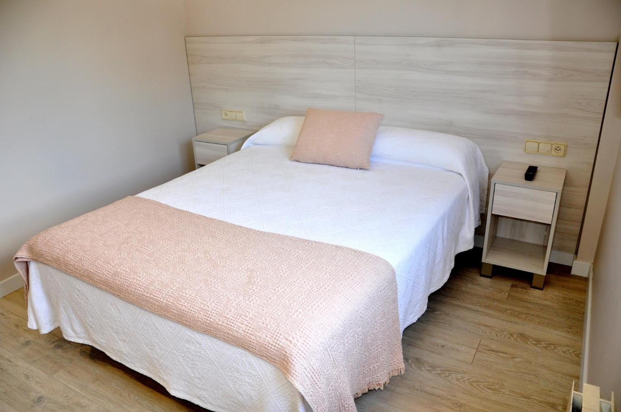 Hostal Paz Гондомар Екстериор снимка