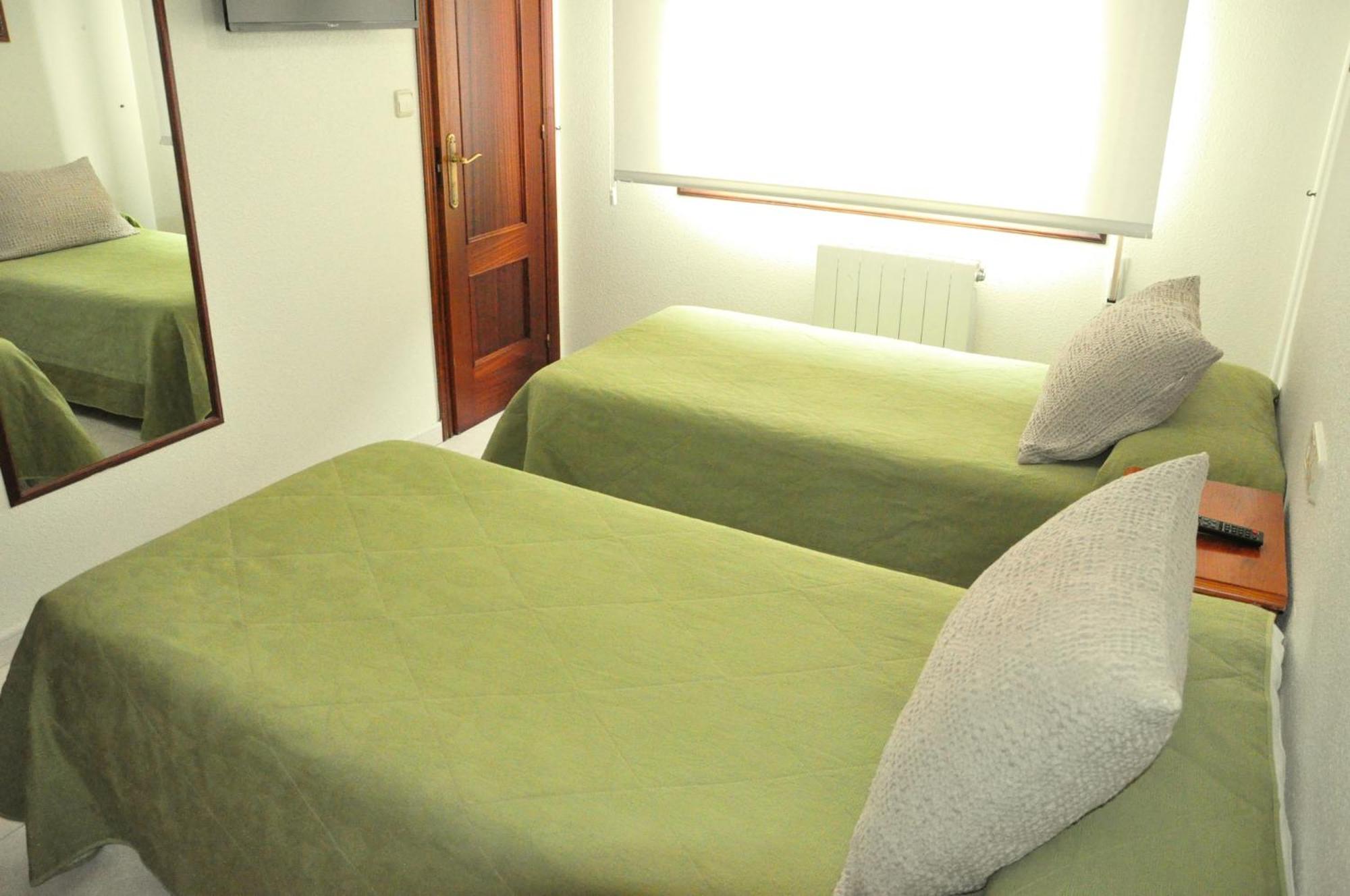 Hostal Paz Гондомар Екстериор снимка