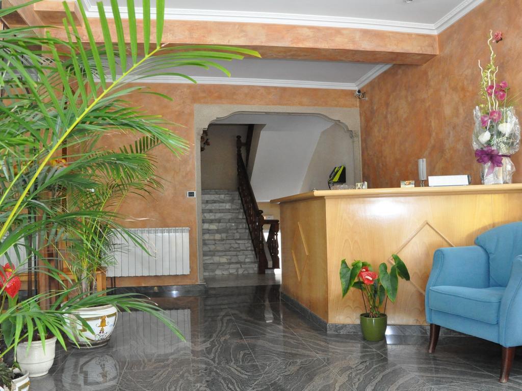 Hostal Paz Гондомар Екстериор снимка